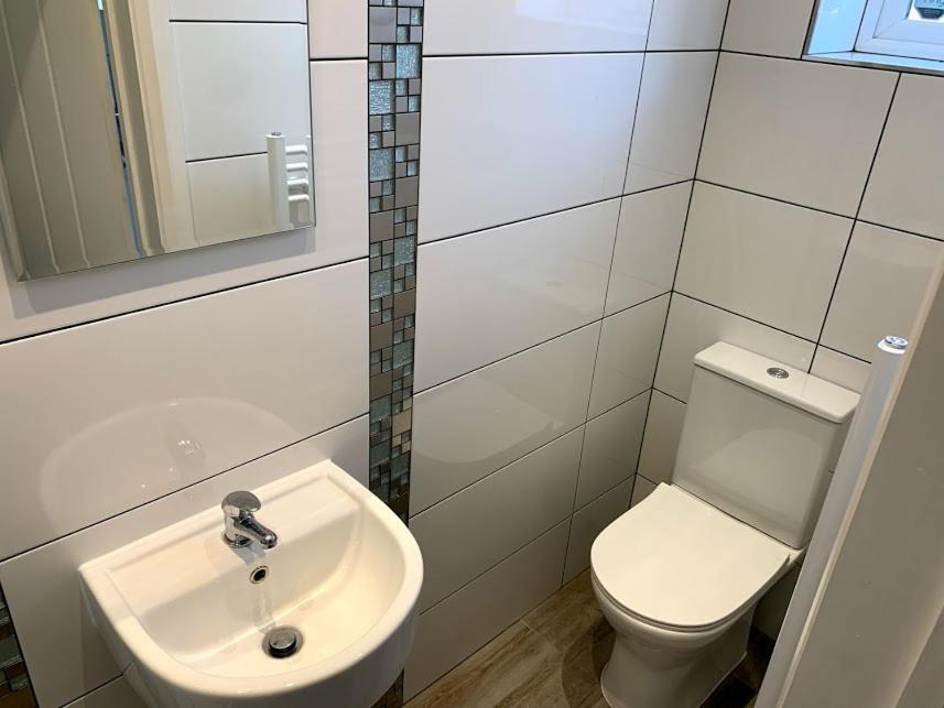 Limpenny Studio Apartment - Work Friendly And Outstanding Garden Studio Close To City Centre Nottingham Exterior foto