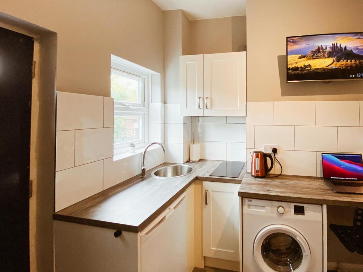 Limpenny Studio Apartment - Work Friendly And Outstanding Garden Studio Close To City Centre Nottingham Exterior foto