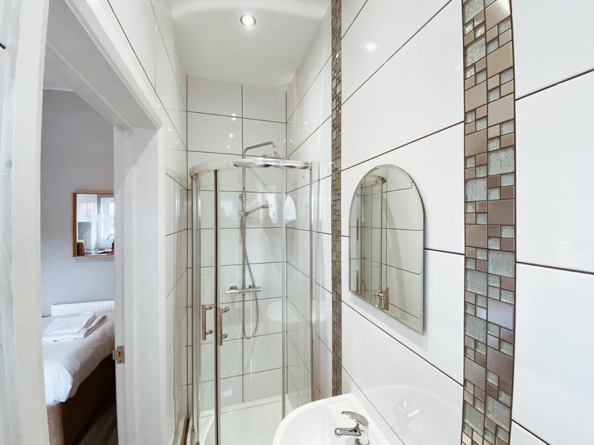 Limpenny Studio Apartment - Work Friendly And Outstanding Garden Studio Close To City Centre Nottingham Exterior foto